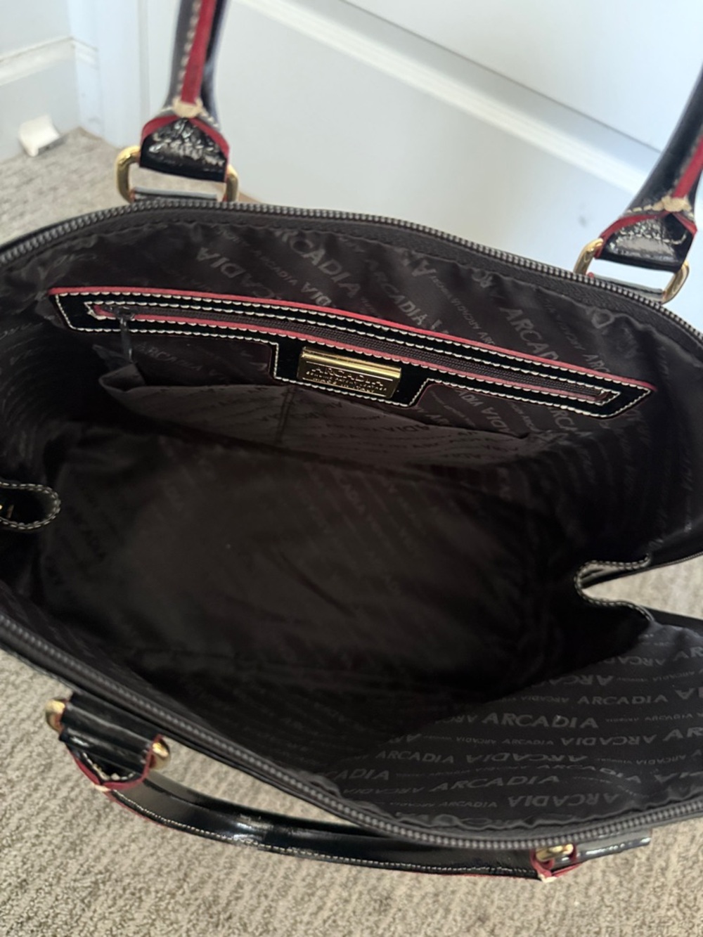 Arcadia large dome Bugatti patent leather black satchel shoulder bag - Picture 9 of 14
